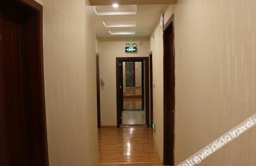 Ganzi County Hotel | Kangding Yuanfeng Homestay