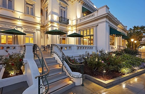 Coronado House | Explore Coronado Beach! Relaxing Unit, Onsite Heated Pool, Private Parking!