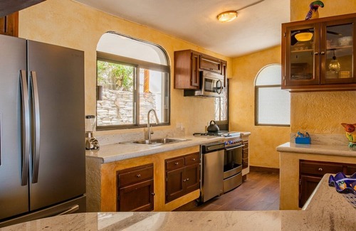 Cabo San Lucas Villa | Close Walk to Beautiful Beach, Costa Brava, 3 bedroom