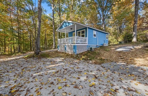 Hendersonville House | Blue Sky Cottage~$375 Free Activities Daily