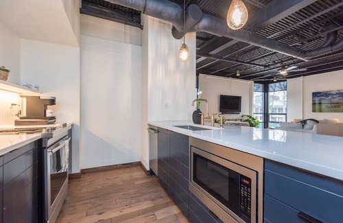 Historic South Hill Apartment | This serviced apartment is a 1 bedroom(s), 1 bathrooms, located in Lexington, KY.