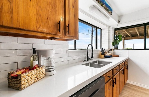 South Padre Island Condo | Oceanfront King Bed Amazing Ocean View Walk Everywhere