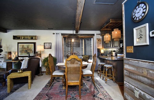 Blowing Rock Condo | Juniper 10 | Fireplace, Restaurant, Pool, Spa