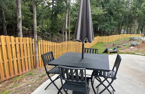 McCormick Cottage | Lovely Loft on the lake, charming in McCormick SC