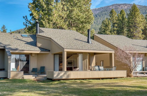 Black Butte Ranch Apartment | Black Butte Ranch Lodge Room 040