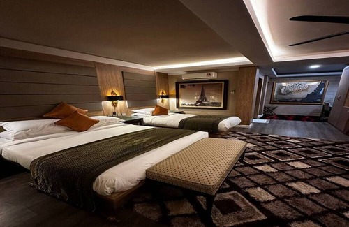 Pulau Perhentian Kecil Resort | Sharila Island resort Bluestar
