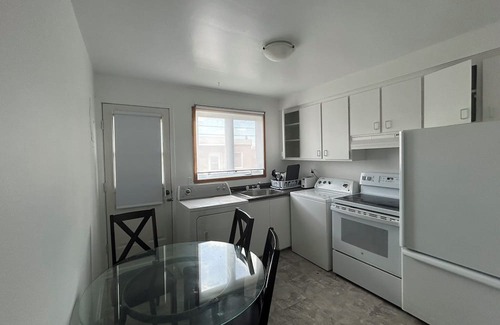 Lachine Apartment | Quaint 2-bedroom apartment in Montréal