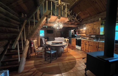 Alma Cabin | Log cabin, log cabin sauna building, wildlife, orchards