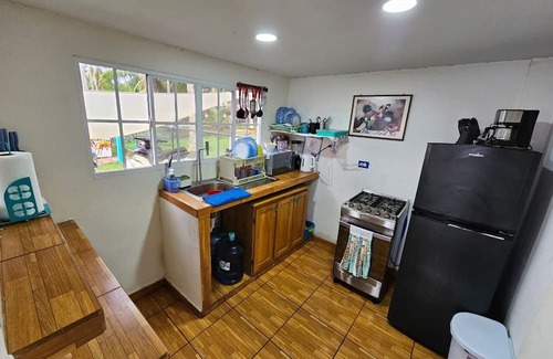 Barra de Santiago House | 3-bedroom house with swimming pools and access to the beach in Barra de Santiago