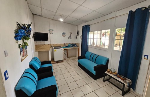 Barra de Santiago House | 3-bedroom house with swimming pools and access to the beach in Barra de Santiago