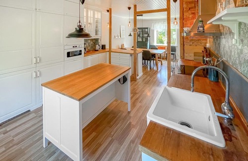 Hanger House | 5 bedroom lovely home in Värnamo