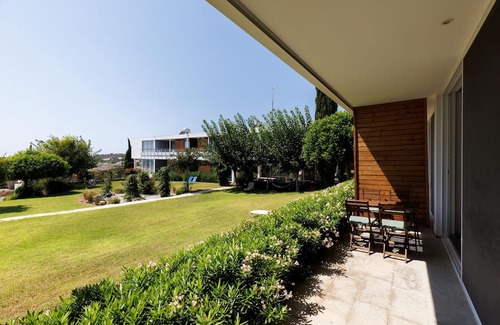 Pentakomo Apartment | Euphonia | One-Bedroom Apartment, Art by PraXis Apartments