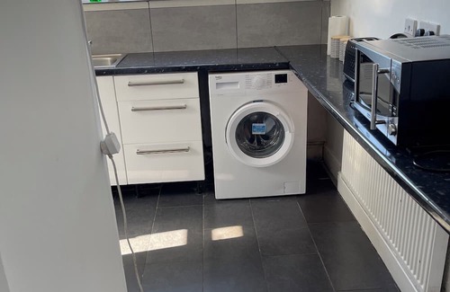 Fryent Apartment | Delightful 2-bedroom apartment in London -Close to Wembley Stadium