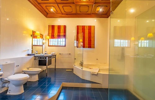 Limuru Hotel | Penthouse Suite Ideal For Couple Stay | Free Parking & Refreshing Outdoor Pool