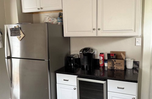 Michigan City House | Lovely 2-bedroom house with AC in Michigan City