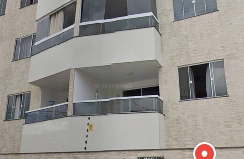Contagem Apartment | Apartment 1 km from the beach with air conditioning and garage
