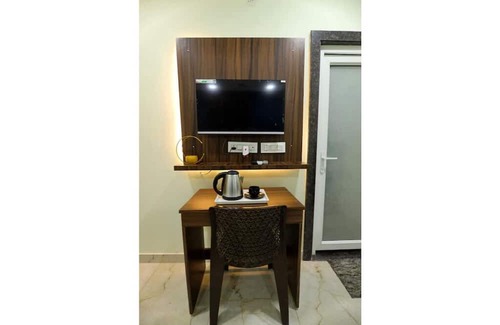 Kalyanpur Apartment | Premium Comfort in Kanpur