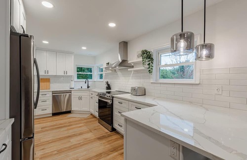 Whittier Heights House | Modern Retreat in a Newly Renovated Ballard Craftsman - Near Shops, Cafes, Parks