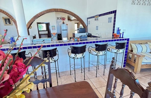 Los Ayala House | Marvelous 3-bedroom BEACHFRONT home on Los Ayala Beach