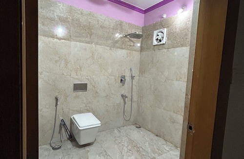 Bodh Gaya Apartment | Comfy, spacious flat