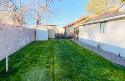 Safford House | Clean, Cute, and Comfortable