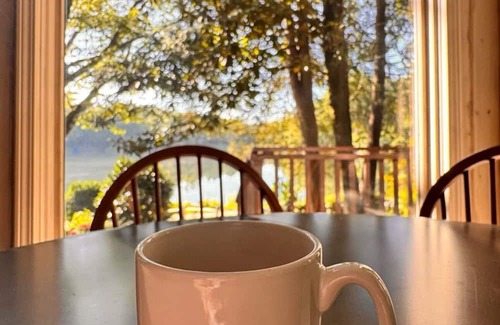 Mountain Rest House | Carolina Cottage- Private lakefront retreat in Mountain Rest, SC