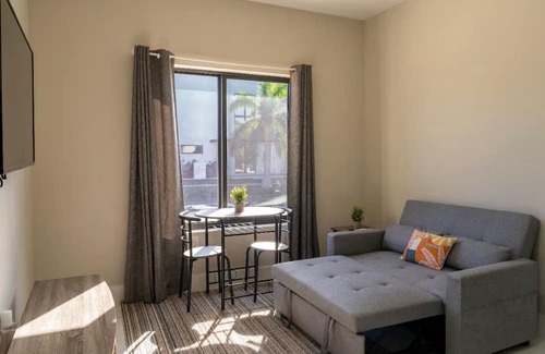 Newlands Apartment | Charming 1-bedroom apartment in enchanting Savannah, Cayman Islands