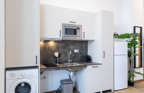 Montolivet Apartment | Les Arts Plaza B by Concept Flats