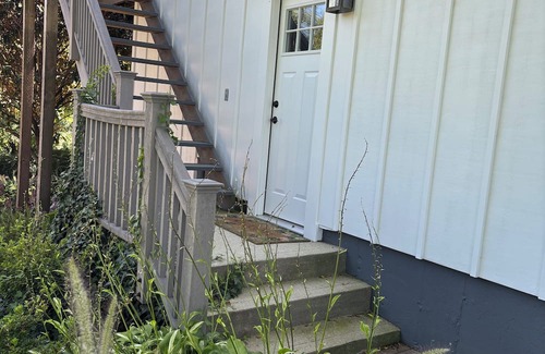 Aquebogue Apartment | North Fork Charmer