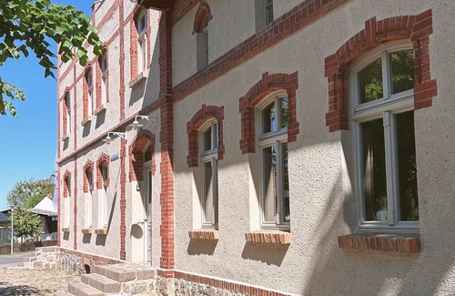 Uecker-Randow Apartment | Beautiful large apartment in Kaiserhof Schwennenz with large plot of land