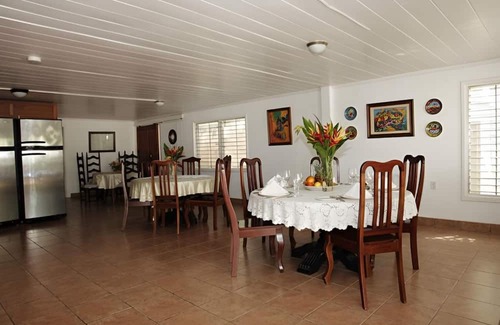 Barranca Apartment | Jane's Beach Resort Room 1, Beach Hotel