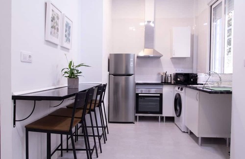 Trinitat Apartment | Viveros 2 by Concept Flats