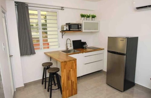 Carcel Apartment | 2.3 Cozy Urban Loft w/ balcony near city center