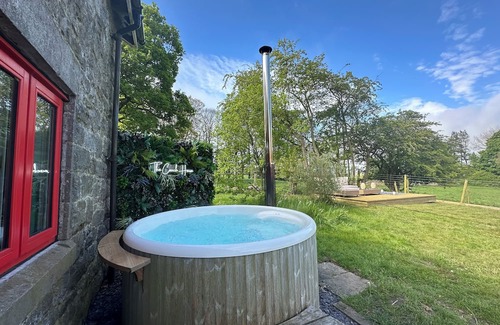 Nannerch Cottage | The Coach House North Wales, Amazing Views, Hot Tub and Log Fire