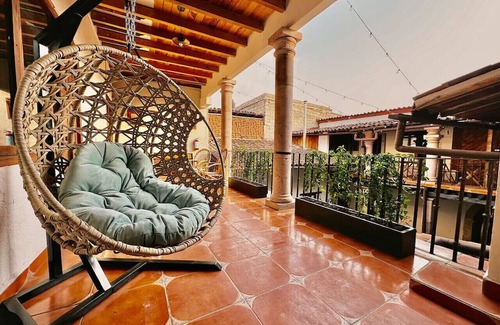 Santa Maria Ahuacatlan Apartment | Hotel Room, one block from the Lake centr 7
