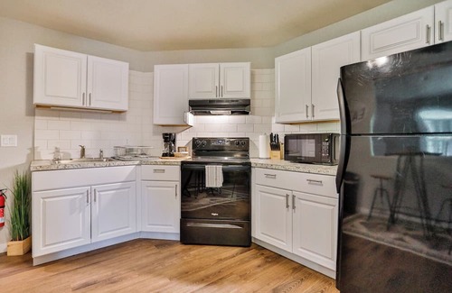 Weston Apartment | Jelinek Hideaway Unit 7