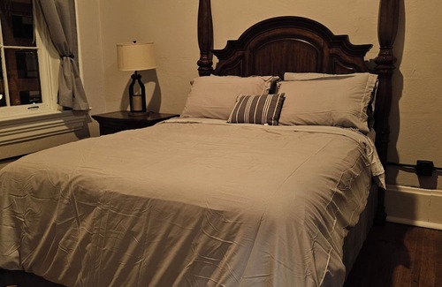 Delaware Apartment | Luxury 2-bedroom apartment with AC in delightful Delaware