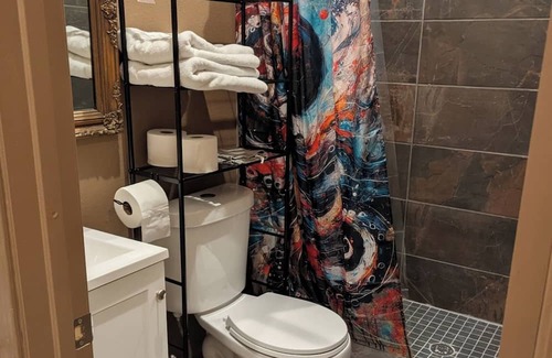 Clovis Apartment | Charming studio in quaint Clovis with AC