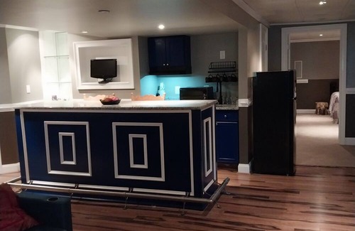 Westminster Apartment | Charming 1-bedroom apartment with sauna fire pit in Westminster