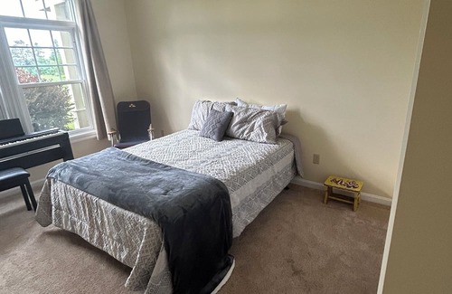 Thornton Condo | Beautiful 3 Bedroom condo apt near golf course and wedding venue