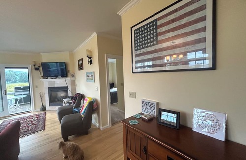 Thornton Condo | Beautiful 3 Bedroom condo apt near golf course and wedding venue