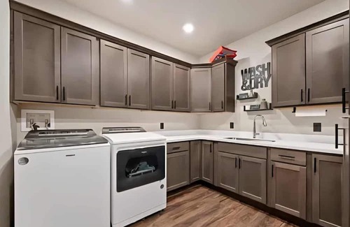 Whitewood House | Spacious 5-bedroom house in between Sturgis & Whitewood. Plenty of room!