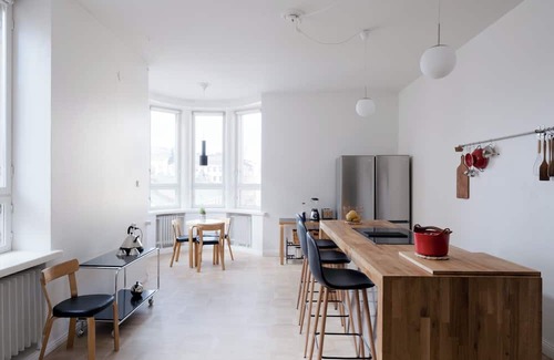 Hietalahti Apartment | Hotel-standard design apartment with sea view