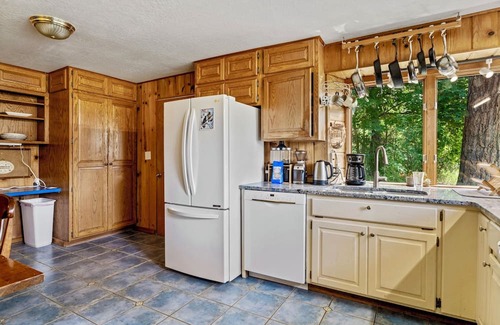 Arlee House | A serene, rustic farmhouse nestled on the banks of the Jocko River. Perfect for nature lovers, this cozy getaway offers peace, privacy, and stunning outdoor spaces to immerse yourself in the beauty of Montana.