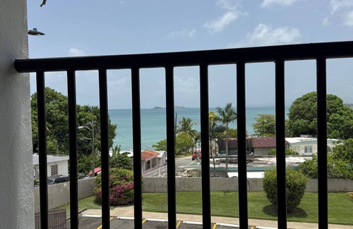 Naguabo Apartment | Hermoso apartamento frente al Mar .