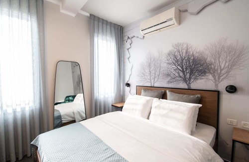 Tel Aviv Hotel | Chic Urban Hotel on Stunning Montefiore Street