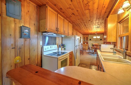 Webster Cabin | Sunset Bay: Birch Island Lake w/dock, sandy beach