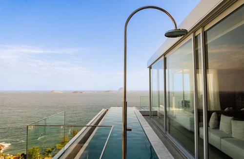 Vidigal House | ADV006 Charming penthouse with sea view in Vidigal