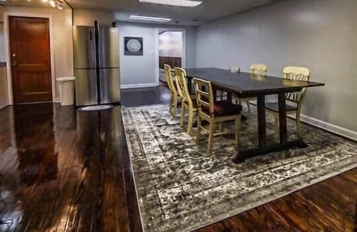 Fourmile Apartment | Historic Charm: 5 Star Comfort