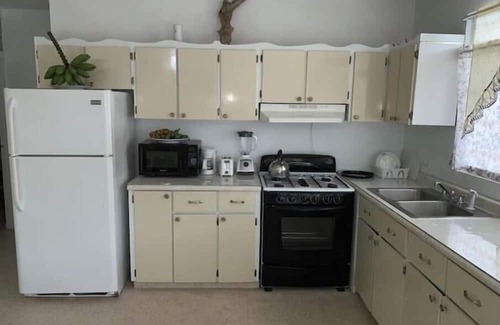 Anasco Apartment | Elena's WhiteHouse #4 Anasco PR